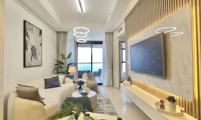Sheikh Zayed Road Apartment | Exclusive High-Floor 2BR Aykon with Luxury & Views