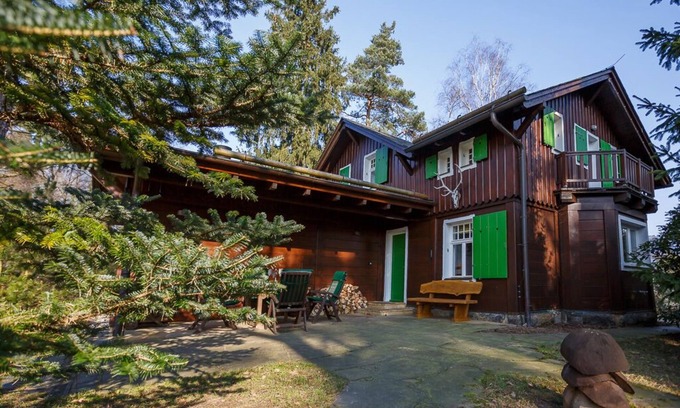 Bad Schandau House | Exclusive holiday home for 8-10 people with sauna, barbecue area, 5 parking spaces