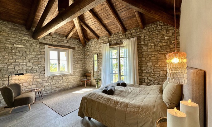 Santo Stefano Belbo Villa | Exclusive villa with Nordic interiors, cosy courtyard, gym and saltwater pool