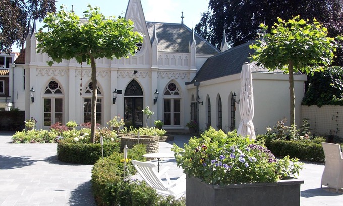 Hoorn Villa | Exclusive location in an oasis of tranquillity in Hoorn (near Amsterdam).