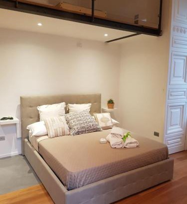 Rione Duomo Apartment | Exclusive Loft Vanvitelli