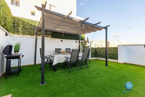 Bailen-Miraflores Apartment | Exclusive Solarium Penthouse with prepaid Parking - Malaga Center