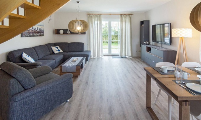 Norddeich House | Exclusive vacation home in Norddeich, approx. 80 m² for 4 persons, dogs welcome