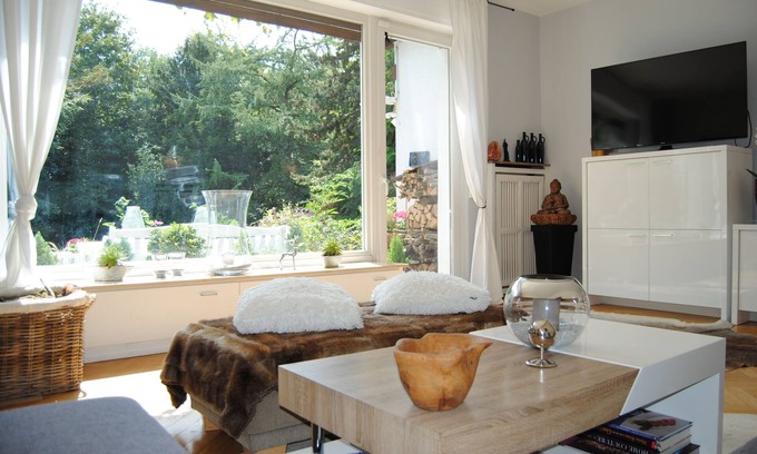 Ohligs Villa | Exclusive villa with garden, sauna and forest access