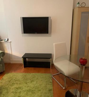 Aberdeen West End Apartment | Executive city centre Apartment