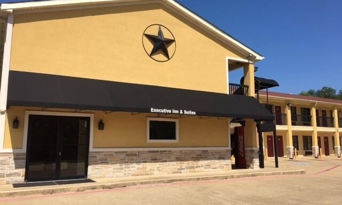 Longview Hotel | Executive Inn & Suites