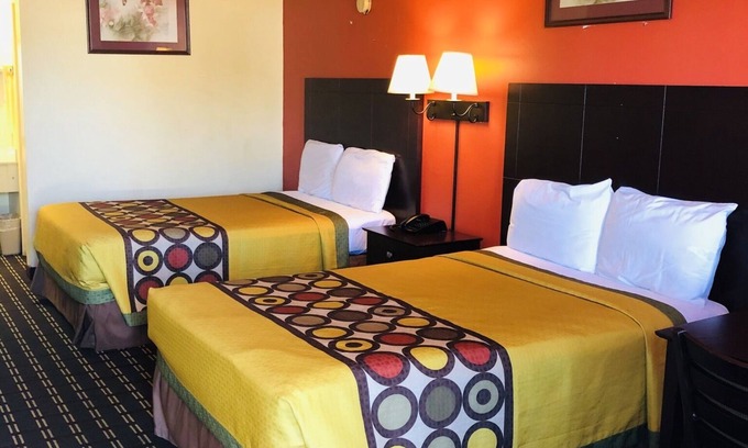 Prescott Hotel | Executive Inn & Suites