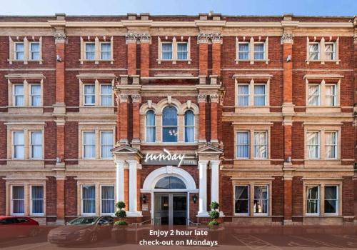 Exeter Hotel | Exeter Rougemont Hotel by Sunday