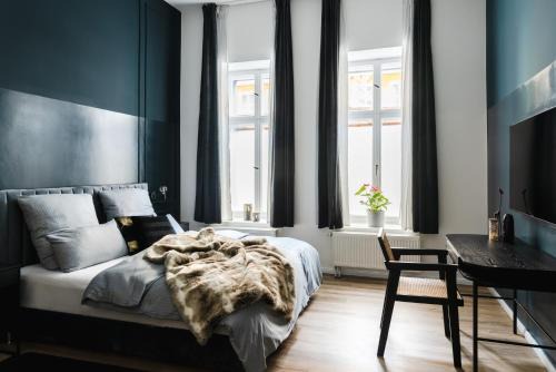 Mitte Apartment | Exklusive Luxus-Unterkunft in Berlin Mitte: 2 Apartments, 130m², Designer-Möbel, Co2 neutrale Reinigung