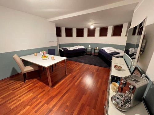 Neuhausen Apartment | Exklusives City Studio in Neuhausen - stilvoll wohnen nahe Schloss Nymphenburg