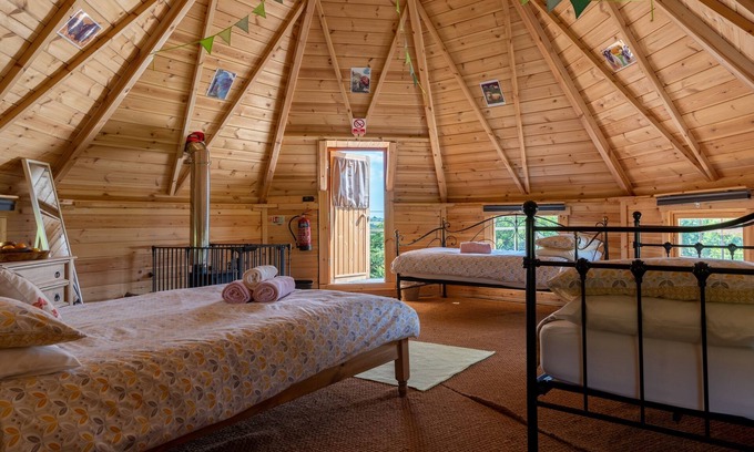 Okehampton Cabin | Exmoor Eco-Pod (Oak Tree Lane)