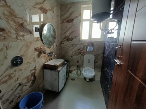 Srinagar Bed & Breakfast | Exotic villa