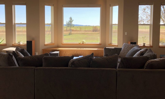 Durango - Purgatory House | Expansive 4 Bedroom Musicians Home with cinema on 2 Acres
