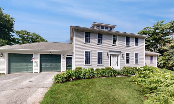 East Boothbay House | Expansive Modern Home w/Ocean View, Gorgeous Garden & Dog-friendly