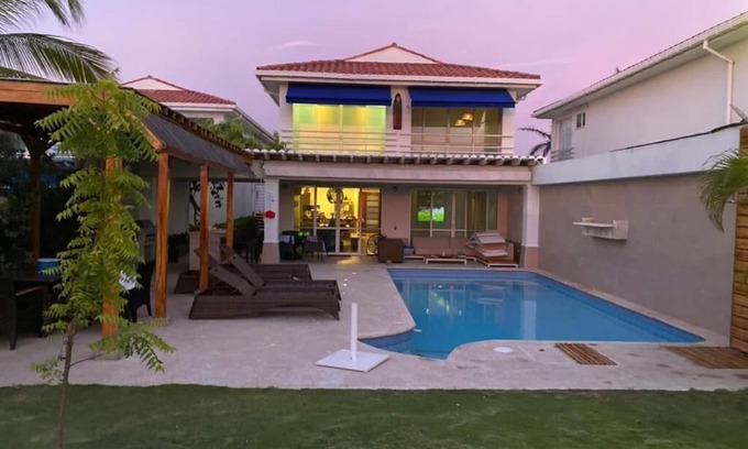Arroyo de Piedra House | Expectacular casa privada frente al mar y piscina privada