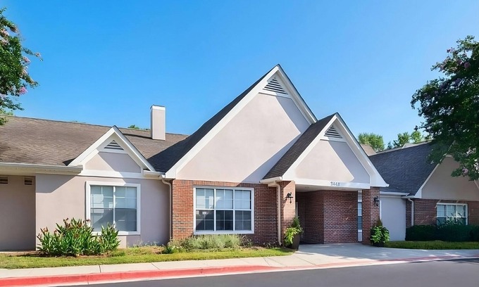 Town Center Hotel | Experience Kennesaw's Charm! 2 Relaxing 2BR Suites with Breakfast, Pet-friendly!