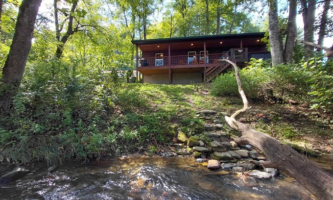 Bryson City House | Experience the charm of Bryson City in this cozy 2-bedroom cabin, Creekside Too.