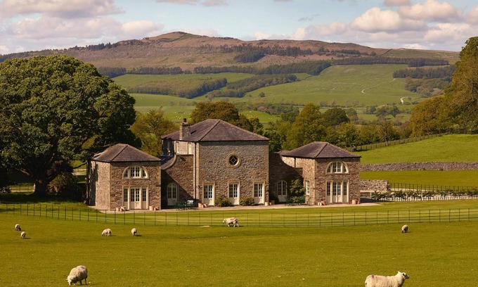 Skipton House | Experience unique wellbeing and nature-based activities on a 3000-acre Sanctuary