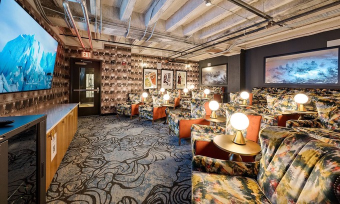 Crossroads Arts District Condo | Experience Unparalleled Comfort: An Oasis within Reach of Bustling Nightlife 218