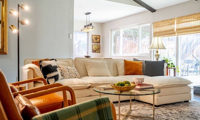 Southwest Carrollton Apartment | Expertly Crafted Home w/Pool, Gameroom, Mini Bar