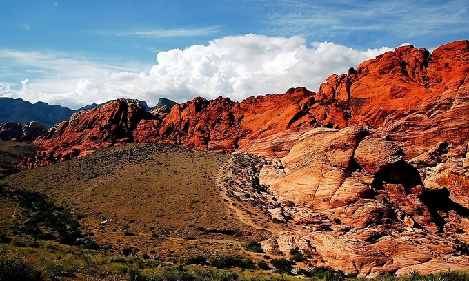 Las Vegas Hotel | Explore Red Rock Canyon National Conservation Area! 4 Family-friendly Units!