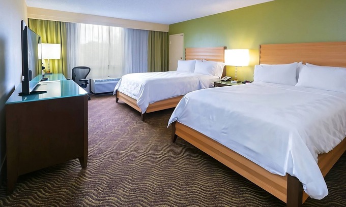 San Jose Hotel | Explore the Winchester Mystery House! with Free Airport Shuttle and Care Hire