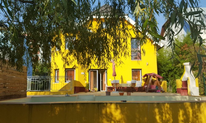 Rudolfsheim-Funfhaus House | Explore Vienna, close to Schloss Schönbrunn, Metro U3 access to city centre!