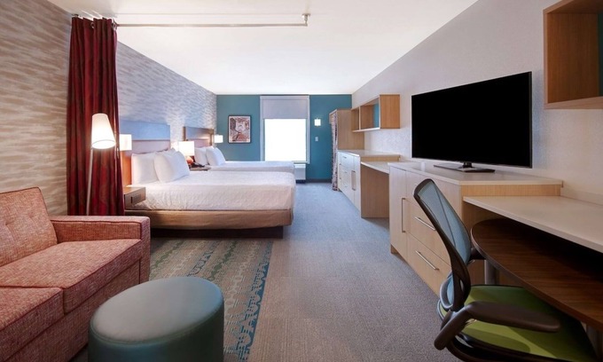 University Hotel | Explore Waco with Ease – Stay with Kitchen & Parking, Walk to Magnolia Market &