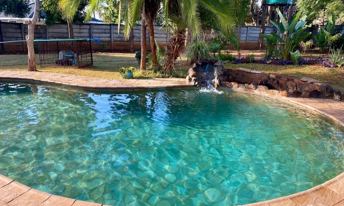 Harare East Apartment | Exquisite 3 bed with pool and solar - 2238