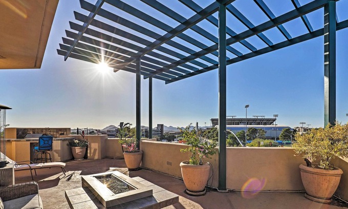 Sam Hughes Condo | Exquisite Penthouse with Tucson & Mountain Views!