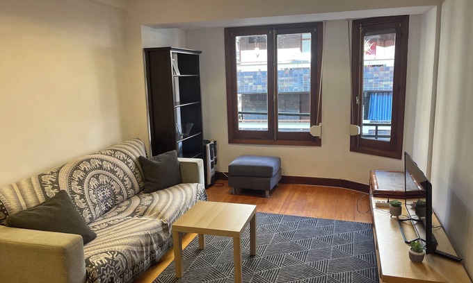 Gros Apartment | Exterior apartment in San Sebastian Gros, 2 bedrooms with balcony. ESS01243