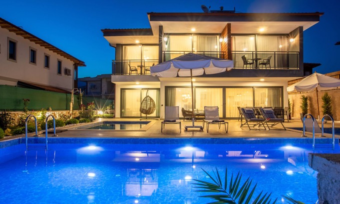 Kas Villa | extra Large pool&kiddy pool&outdoor jakuzi&large garden and pool terrace