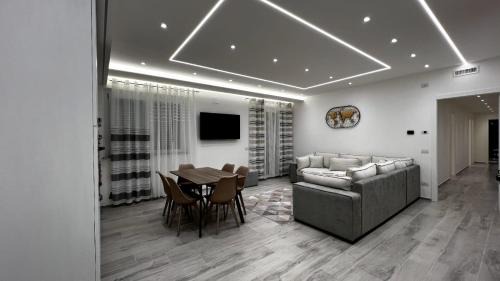 Savona Villa | Ezlin House -quattro passi dal mare