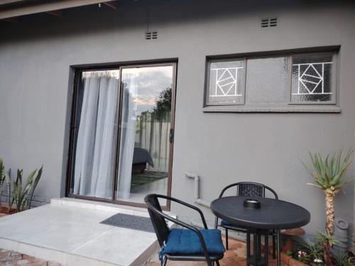 Mokopane House | F'leur Guesthouse