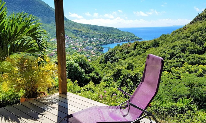 Les Anses-d'Arlets Apartment | ❤F2 luxury, sea view, 2 min from the beaches, calm nature, wifi, air conditioning