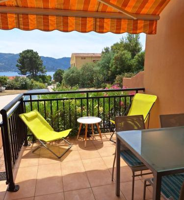 Tiuccia Apartment | F2 pieds dans l'eau