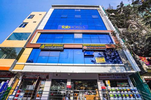 Hyderabad Hotel | FabHotel Grand Broholic - Nr Hitech City