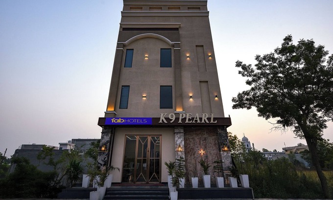 Ludhiana Hotel | Fabhotel K9 Pearl