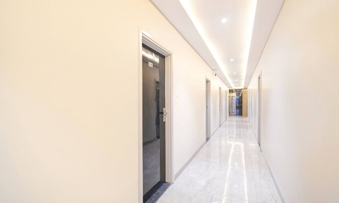 Indore Hotel | Fabhotel Lake View Iii