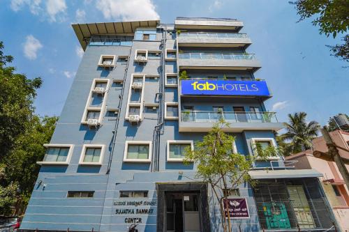 Bengaluru Hotel | FabHotel Metro Suites - Nr ESI Hospital