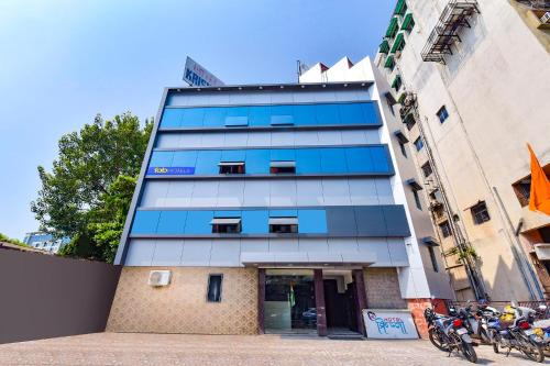Vadodara Hotel | FabHotel Shri Krishna
