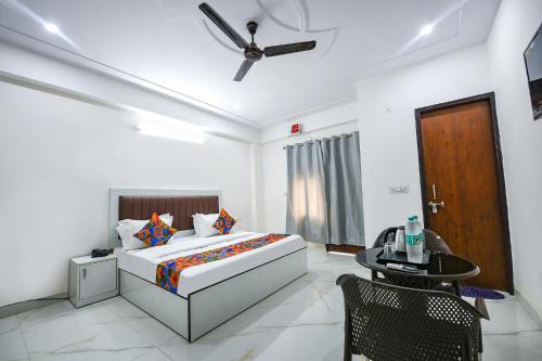 South West Hotel | FabHotel The Yashobhumi Near Yashobhoomi Convention Centre