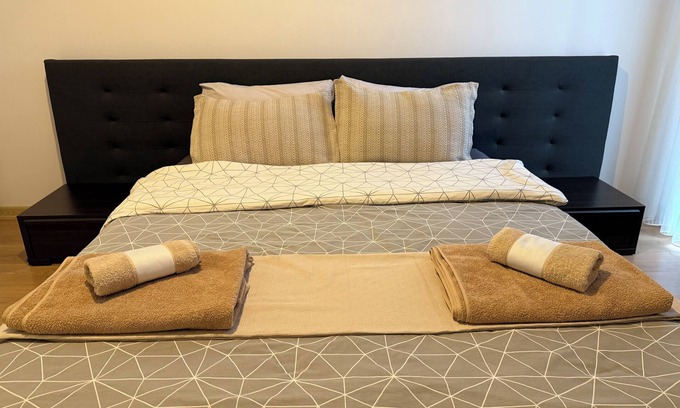 Esenyurt House | Fabulous 4-bedroom building with AC in Istanbul