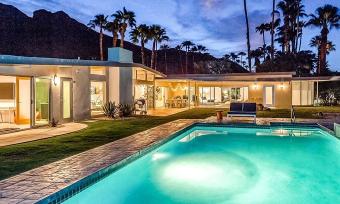 Vista Las Palmas House | Fabulous Alexander home in the best neighborhood w/pool, spa & mountain views