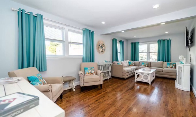Long Branch Apartment | Fabulous Apt w/full amenities, blocks to beach!