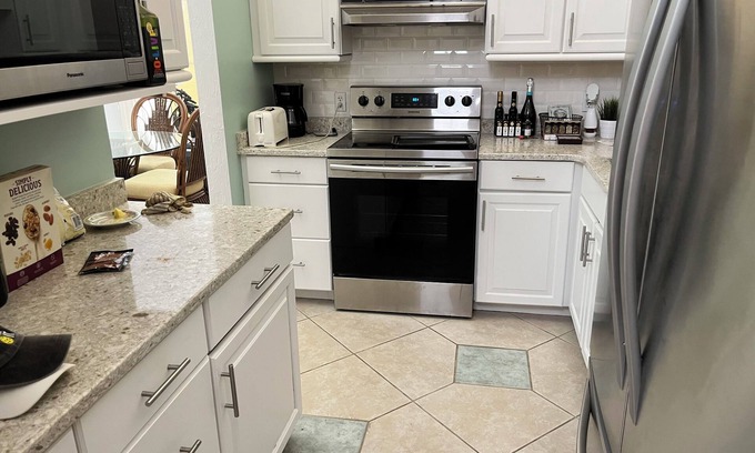 Venice Villa | Fabulous Bird Bay Village, Venice Fl. Spacious single level villa for rent.