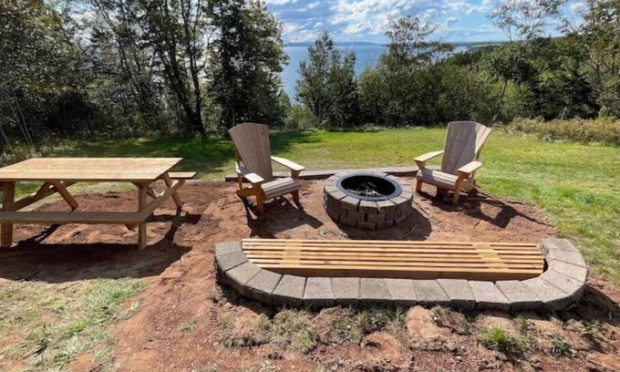 Iona Cabin | Fabulous Bras d'Or Lake View cabins