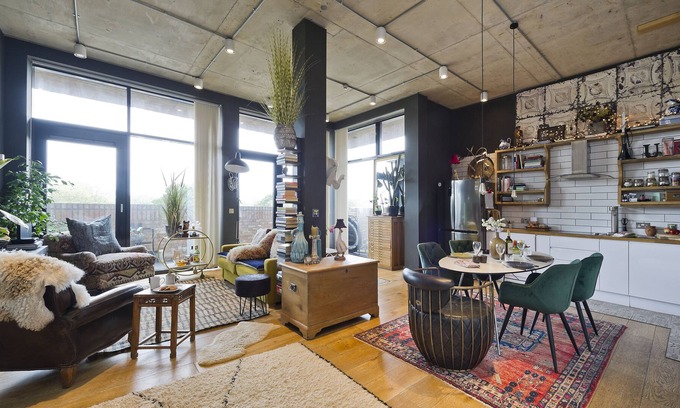 Hackney Apartment | Fabulous East London flat with rooftop pool by UnderTheDoormat