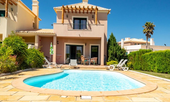 Burgau House | Fabulous end house has Sea View, full A/C, own pool, walk to Burgau Beach