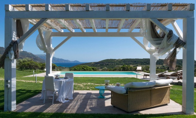 Alghero Villa | Fabulous exclusive villa with sea view close to the beach